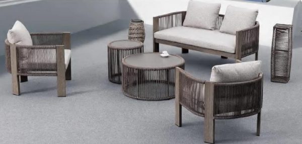 10512 sofa - Image 2