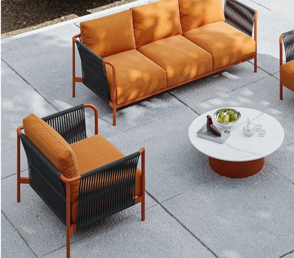 10382 sofa - Image 2